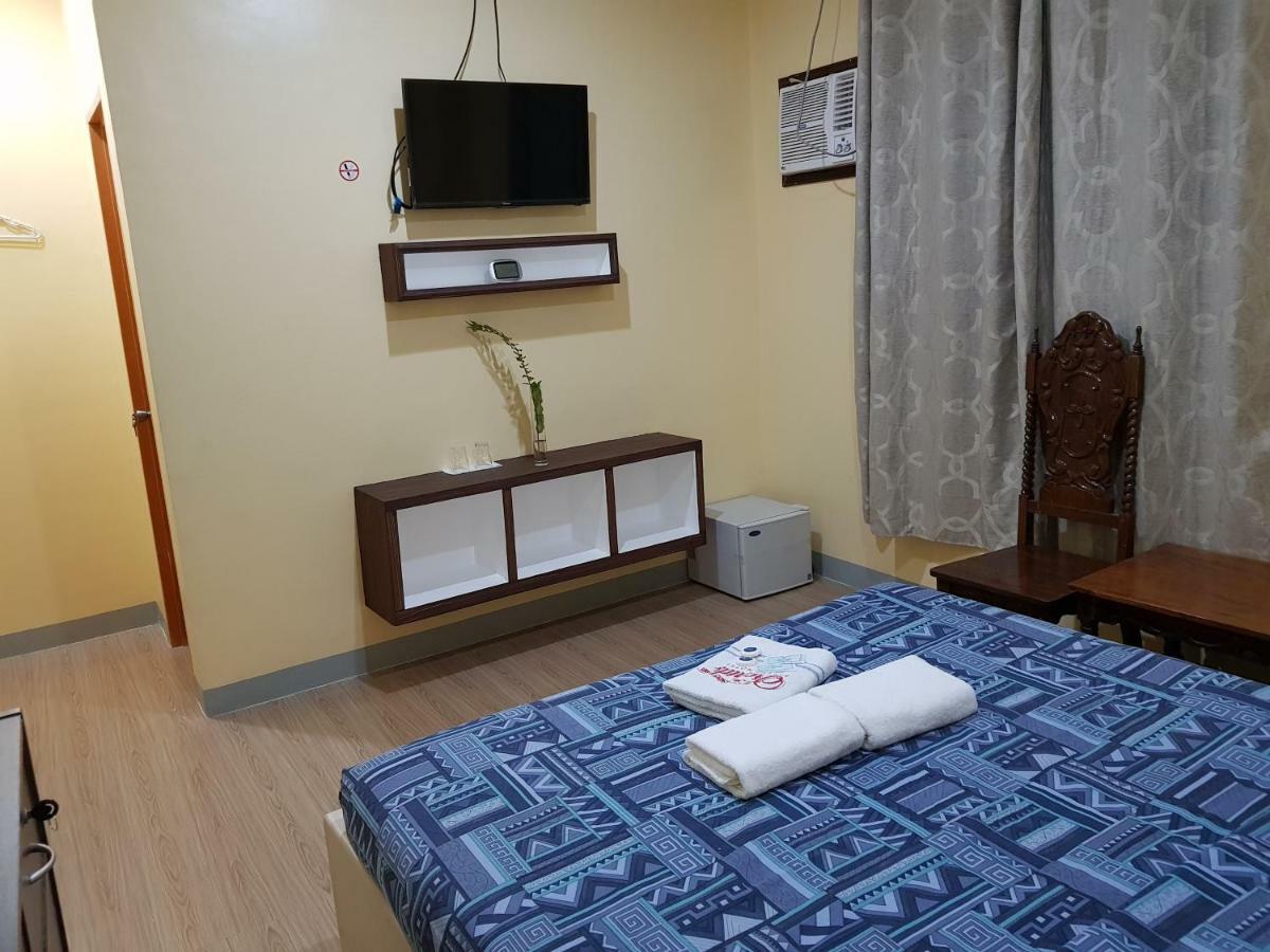 B&S Orchids Suites Hotel Dipolog Zewnętrze zdjęcie
